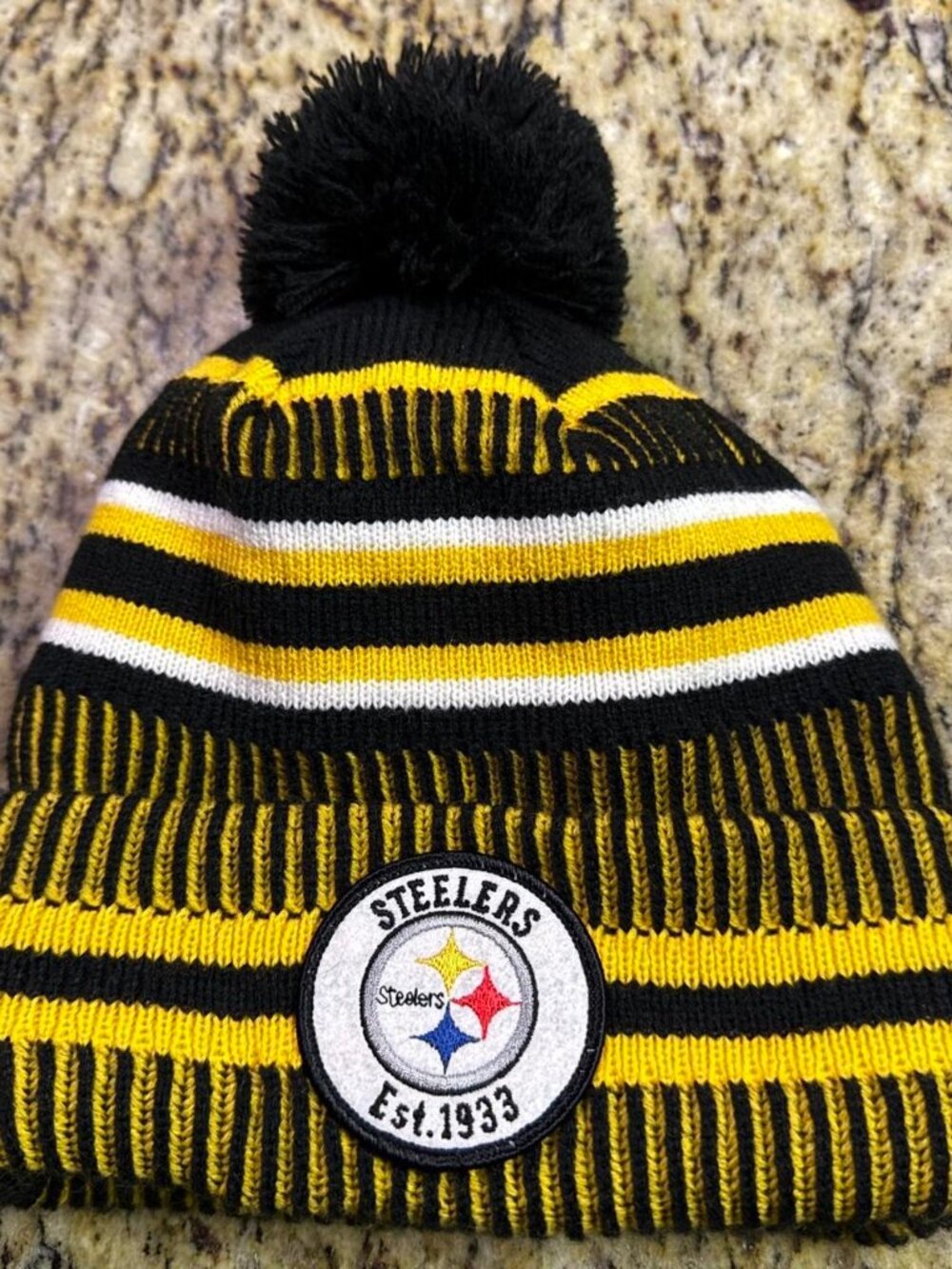 New Era Pittsburgh Steelers New Era Beanie NFL 100 anniversary Pom Pom & Patch
